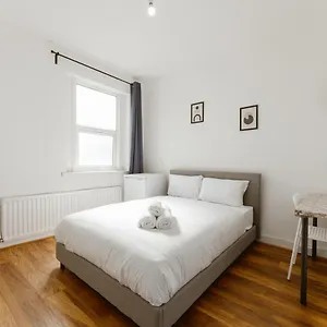 Leyton Comfy Double - 50 Londres